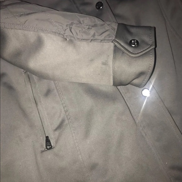 Jacket - Picture 3 of 4